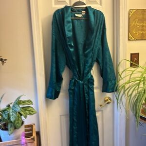 Vintage Victoria’s Secret gold label